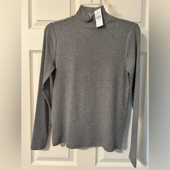 ‼️SOLD‼️ 🩶 Heathered Ribbed Mock Neck Top🩶 - Picture 1 of 2